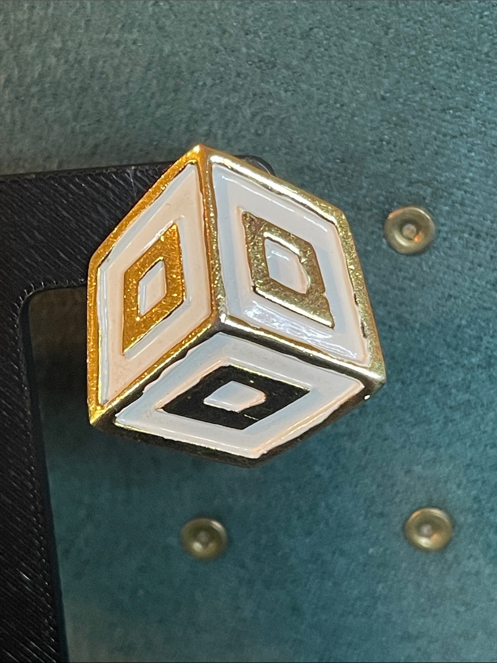 Vintage Lanvin Paris 3D White Enamel Gold-Plated Square Dice Clip On Earrings - Picture 8 of 9